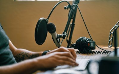 How to be a great podcast host